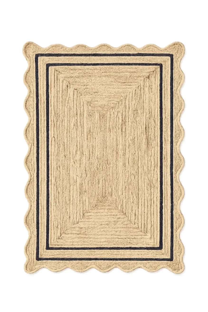 Black Wavy Edge Rectangular Jute Rug